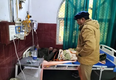 Rampur News: मुठभेड़ में 50 हजार का इनामी बदमाश घायल, गिरफ्तार, अस्पताल में भर्ती