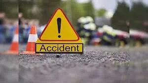 Amethi Road accident: अमेठी में हुआ दर्दनाक सड़क हादसा 3 की मौत